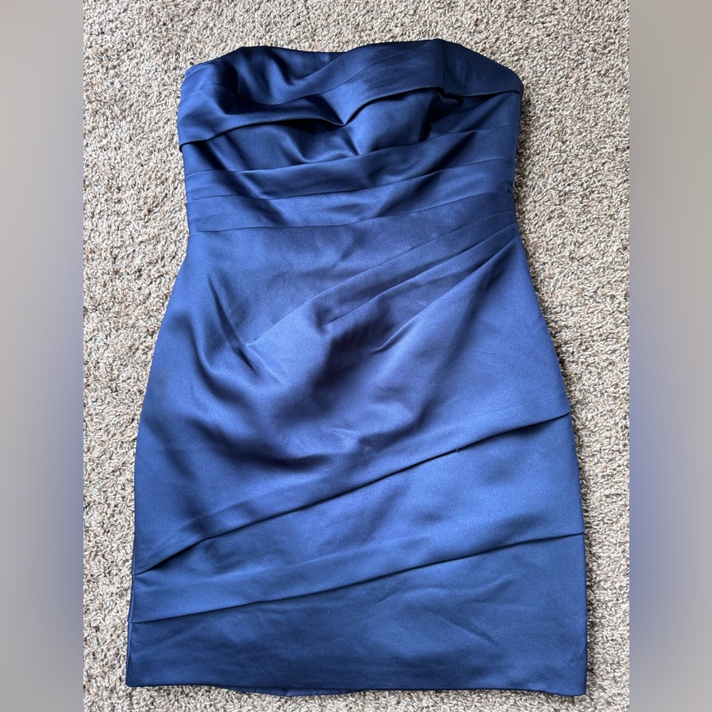 NWT David’s Bridal Short Pleated Satin Strapless Dress Marine Size 8 - Picture 6 of 10